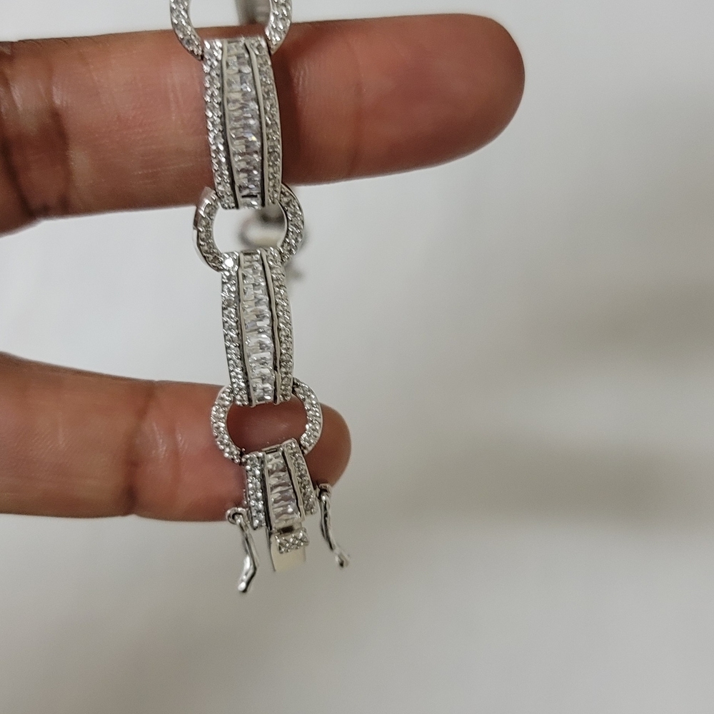 Bracelet - Picture 2 of 2